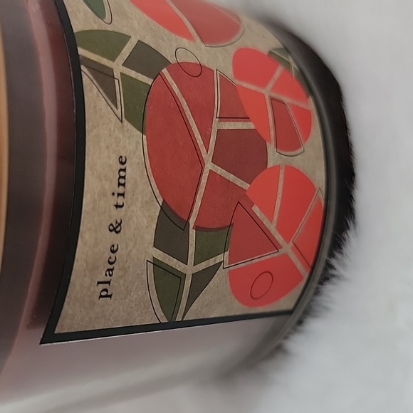 Place & Time Cranberry Apple 3 Wick Candle - Picture 3 of 5